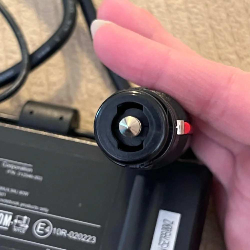 Hewlett Packard Black Car Charger Adapter for Laptop